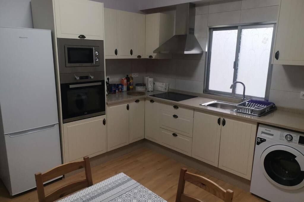Apartamento Lalin Centro Ll ภายนอก รูปภาพ